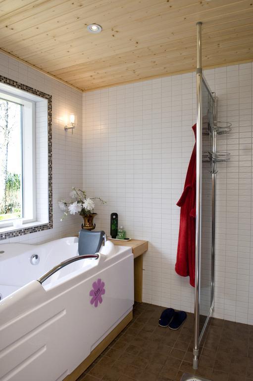 Vohloisten Kartano Lohja Habitación foto